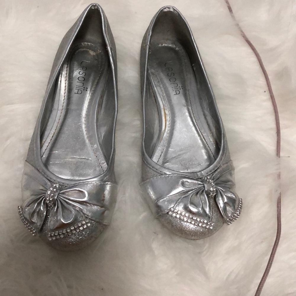 Silver glitter flats